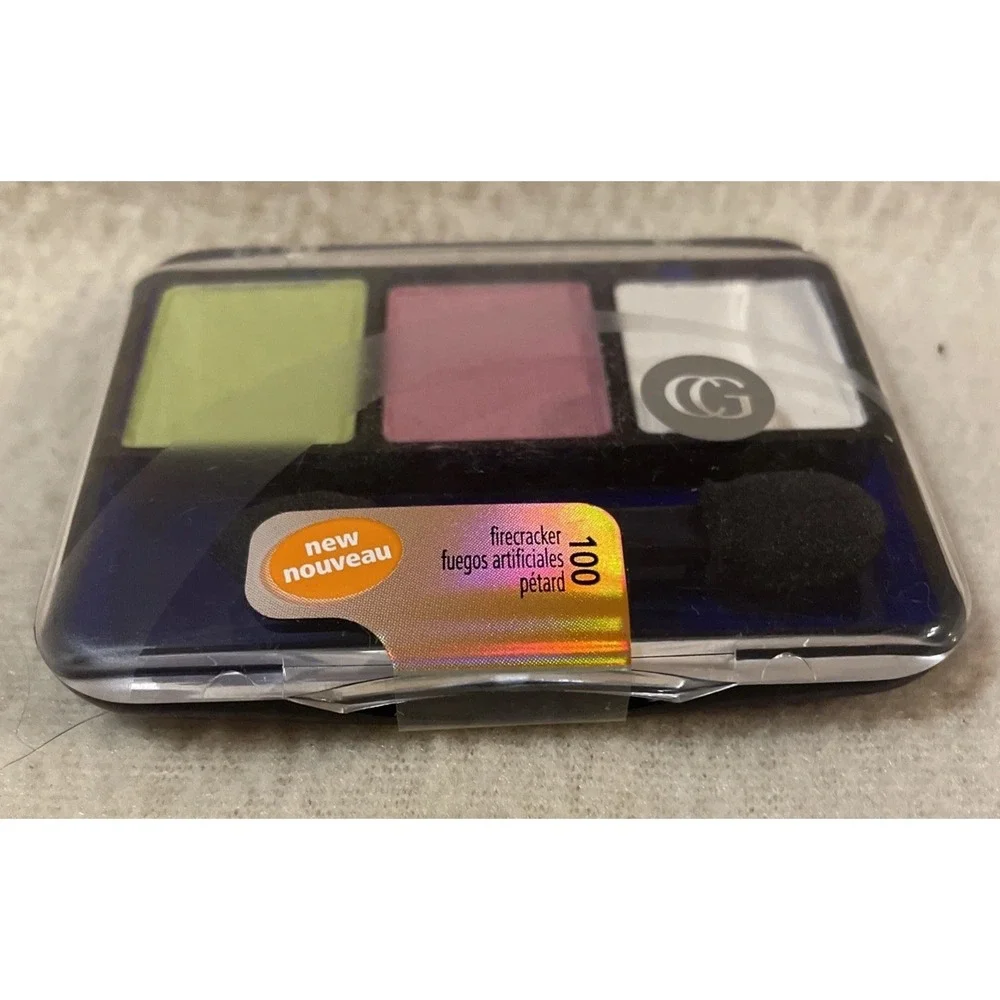 COVERGIRL Eye Enhancers Eye Shadow Trio 100 FIRECRACKER New Neon Green sealed